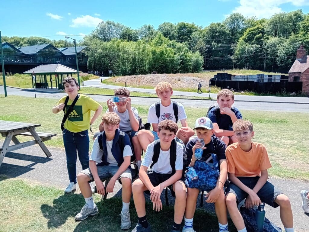 VOYAGES SCOLAIRE COLLÈGE 17 508694375 1238635934939369 4653864040414333306 n