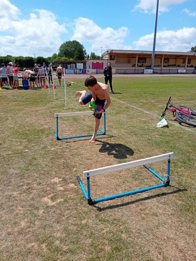 Journée sportive au collège 1 509422769 1242665871203042 6558535102812436300 n