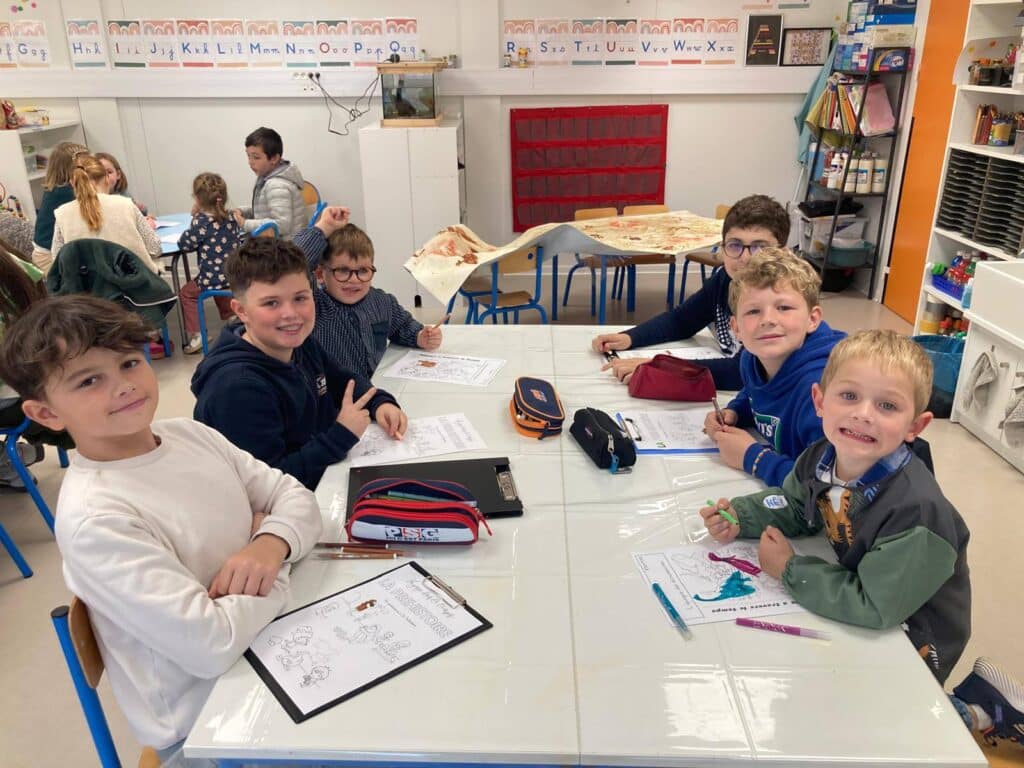 Parrains CM1/CM2 et filleuls MS/GS 28 561178582 1342174537918841 5601649501174201421 n 2