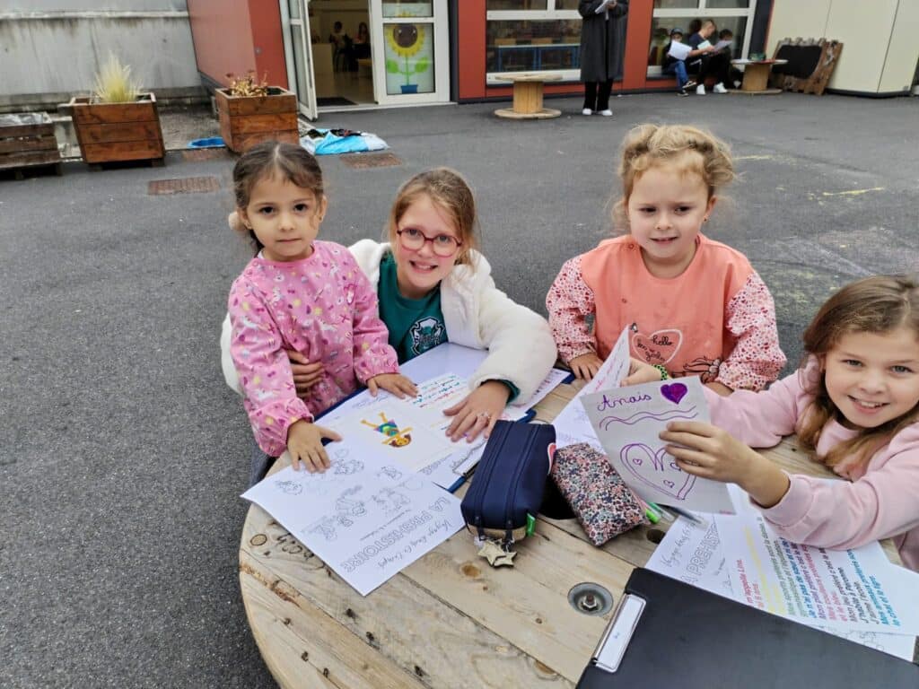 Parrains CM1/CM2 et filleuls MS/GS 39 564113905 1342224194580542 3283328958784803620 n 2