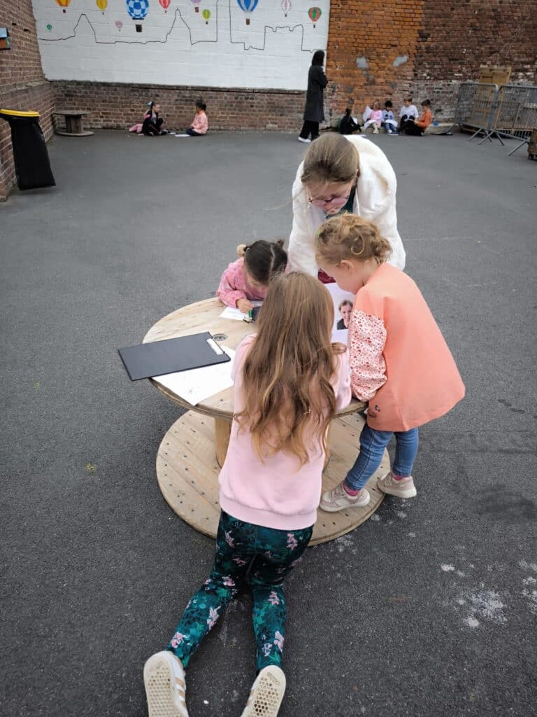 Parrains CM1/CM2 et filleuls MS/GS 40 564146616 1342175391252089 1286332202358925977 n 2