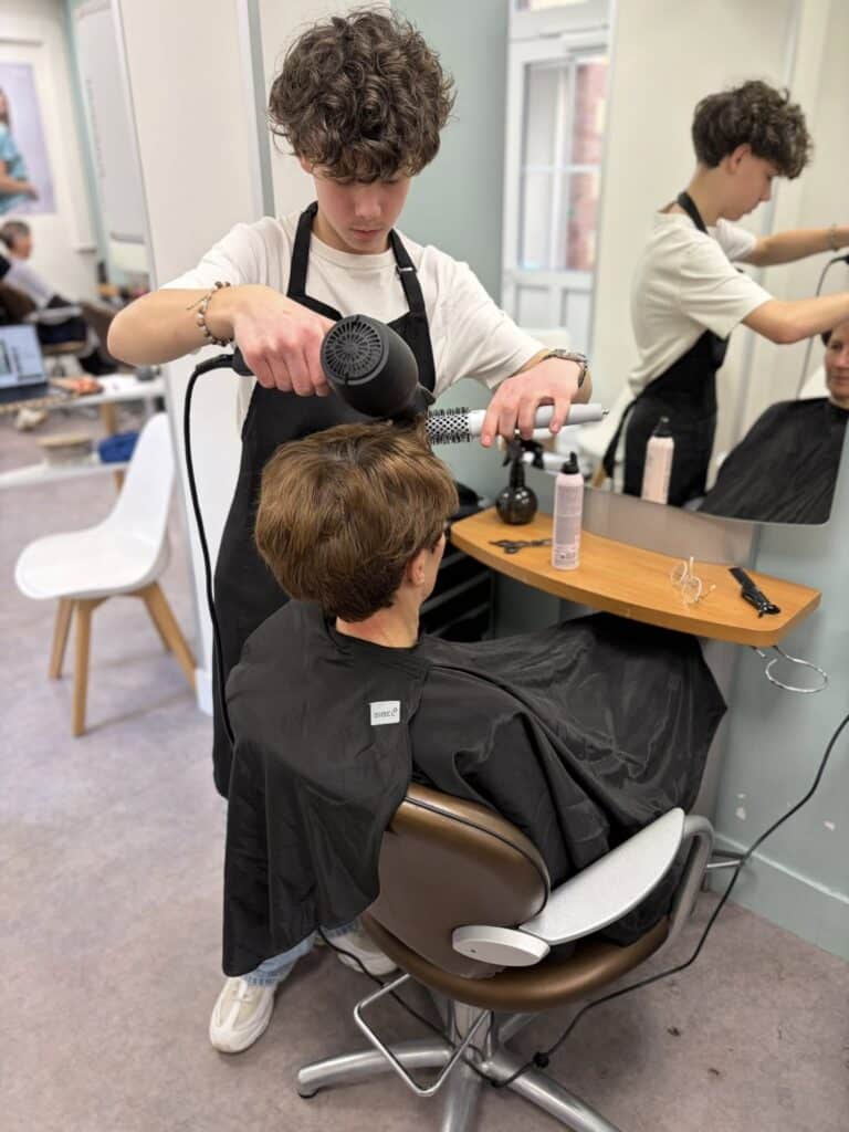 646954968 1465891195547174 4273644763236202709 n