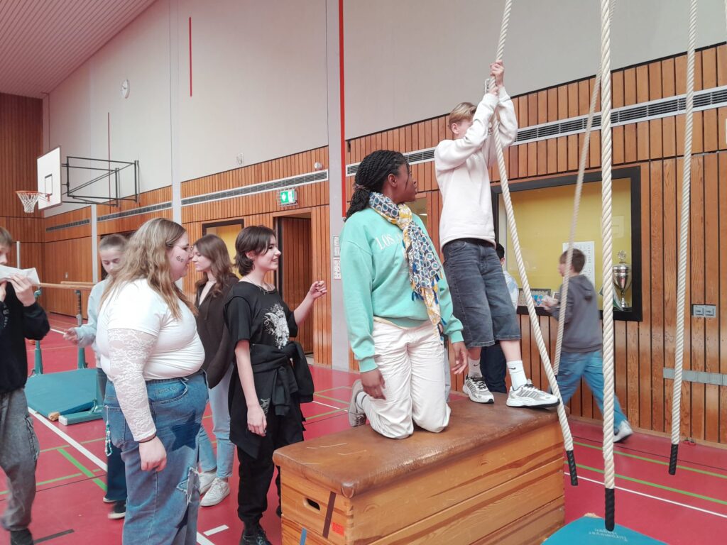 653712510 1478127817656845 3528185526946417315 n