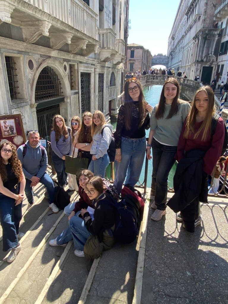 655231921 1482344540568506 1156460816747734116 n