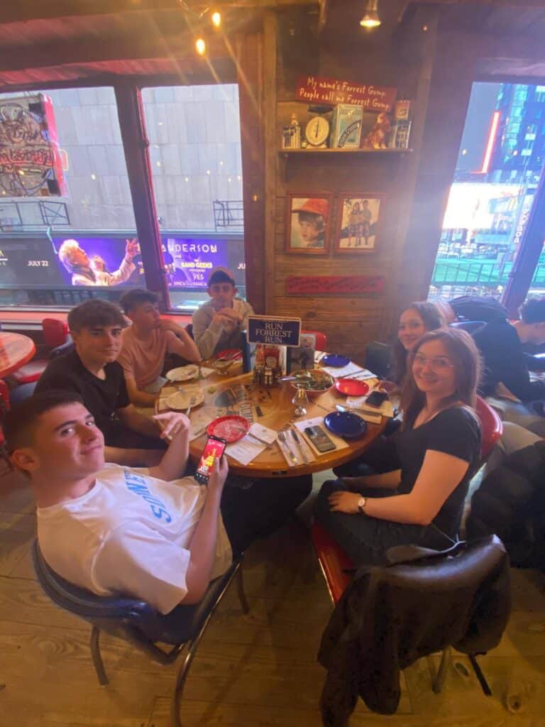 669513631 1501542991981994 504734349954601809 n