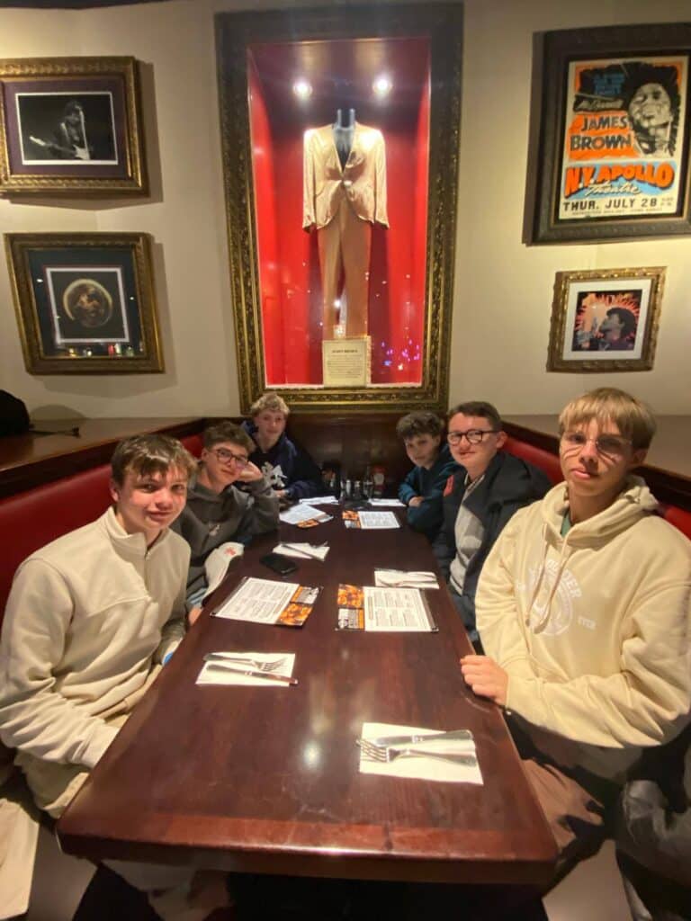 670271394 1499834822152811 1064860612361510659 n