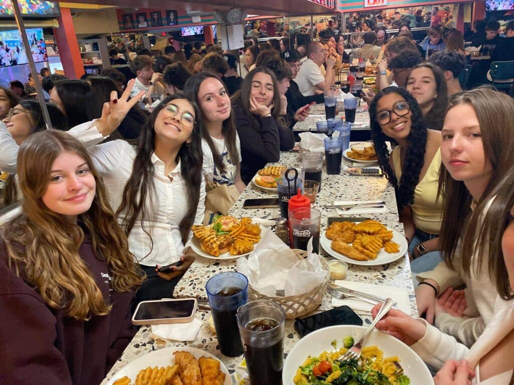 671491963 1501541645315462 1722105478106438954 n